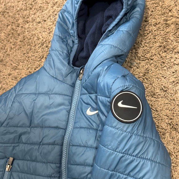 Nike Kids Light Blue Hooded Puffer Jacket - Picture 4 of 12